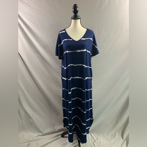 Blue Tie Dye Striped Curved Hem Tee Dress With Pockets - Picture 6 of 6